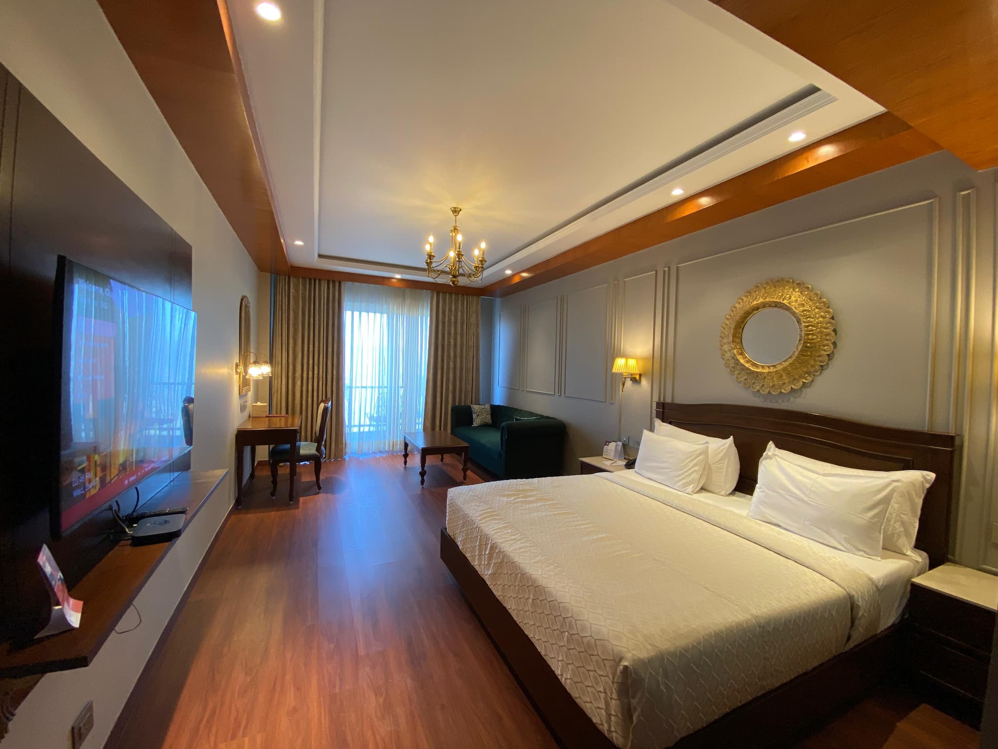 Premium Pool & Valley